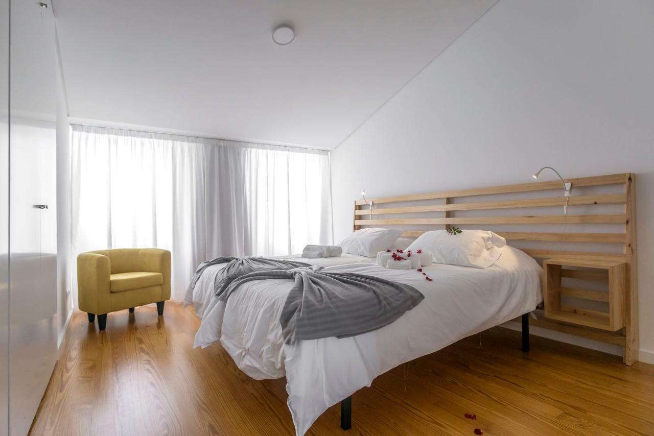 Apartment Market Place